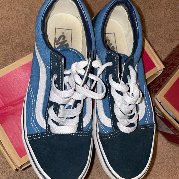 Vans worn a few times but still good :) - Picture 2 of 3